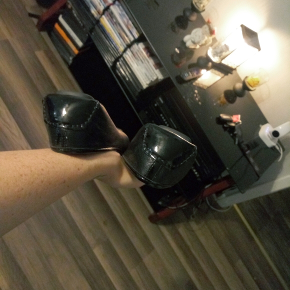 Black Flats - Picture 4 of 5